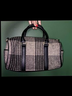 Plaid Structured Satchel Handbag in Black and Beige